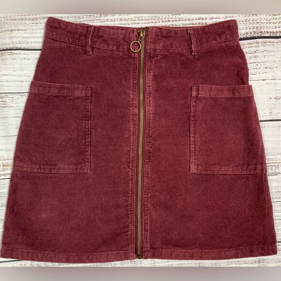 Altar’d State Corduroy Mini Skirt Zippered Maroon with pockets size Small - Picture 1 of 8
